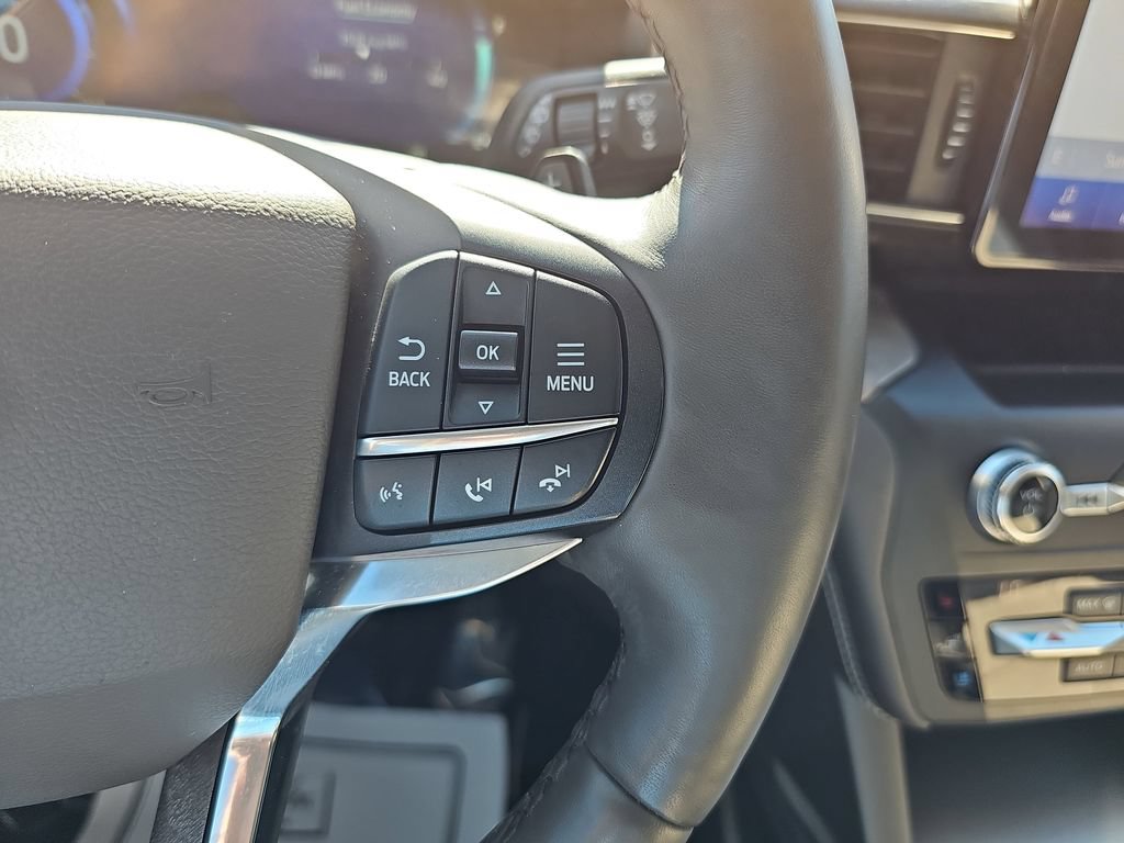 Used 2020 Ford Explorer Platinum AWD/4WD image 24