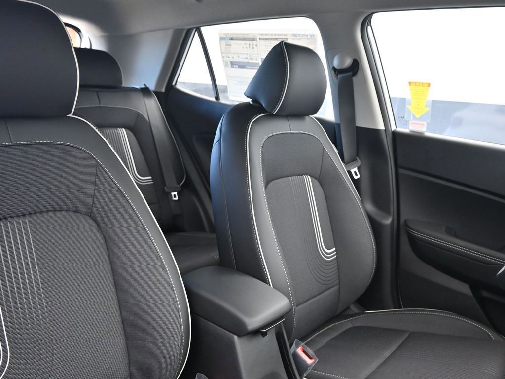 New 2026 Hyundai Venue SEL image 11