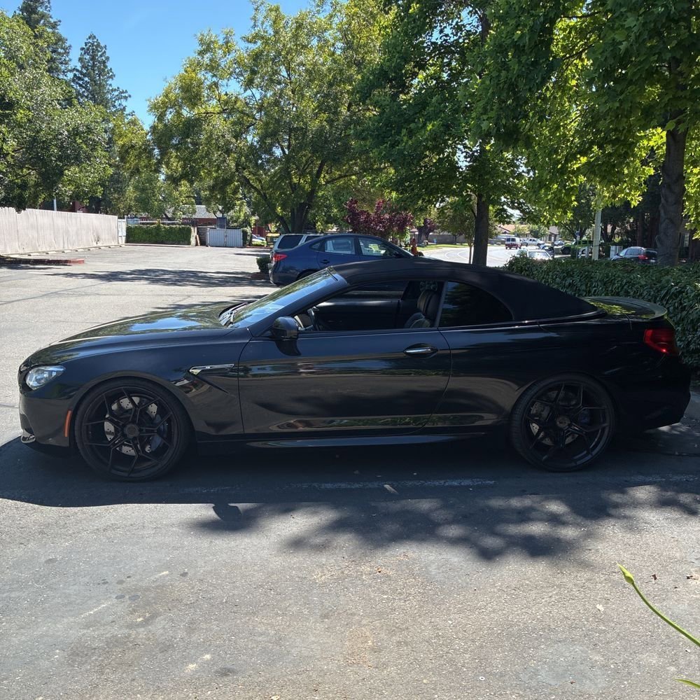 Used 2015 BMW M6 Convertible RWD image 4