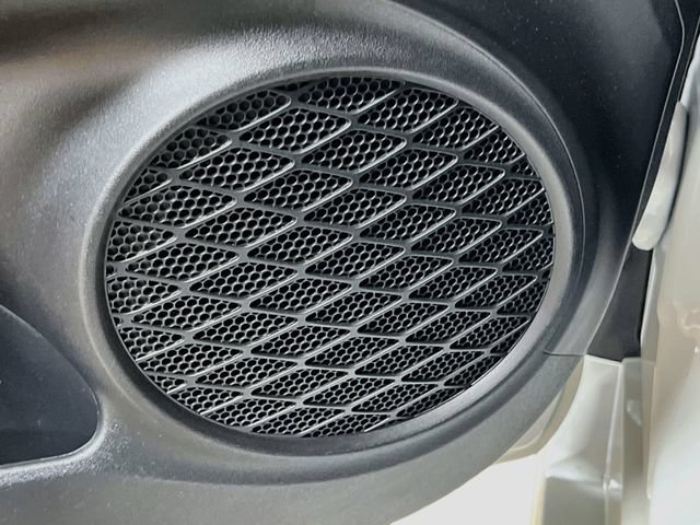 Used 2022 Toyota Prius Prime XLE FWD image 19