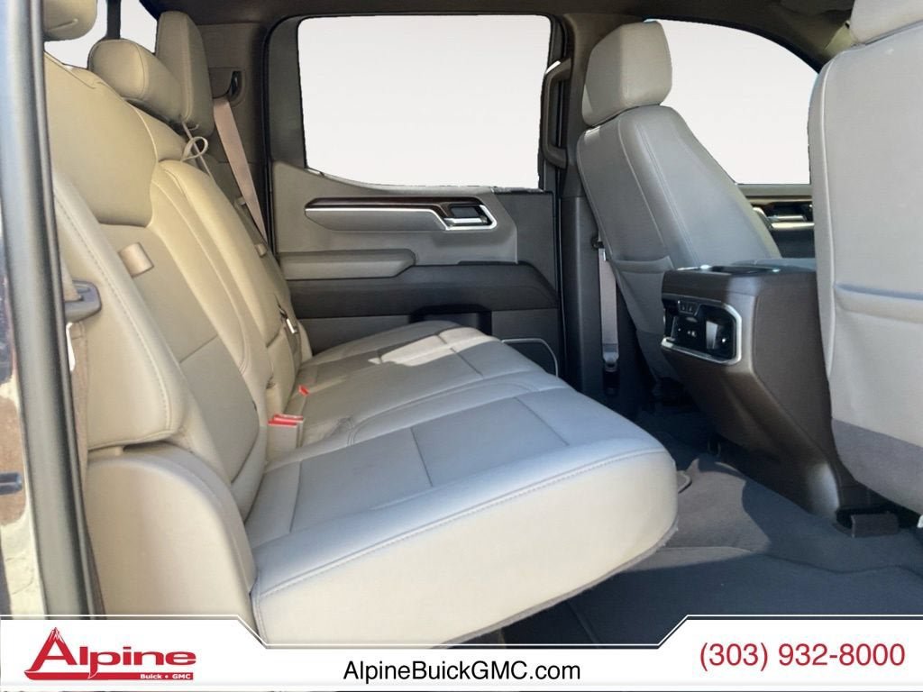Used 2023 GMC Sierra 1500 SLT w/ SLT Premium Package AWD/4WD image 13