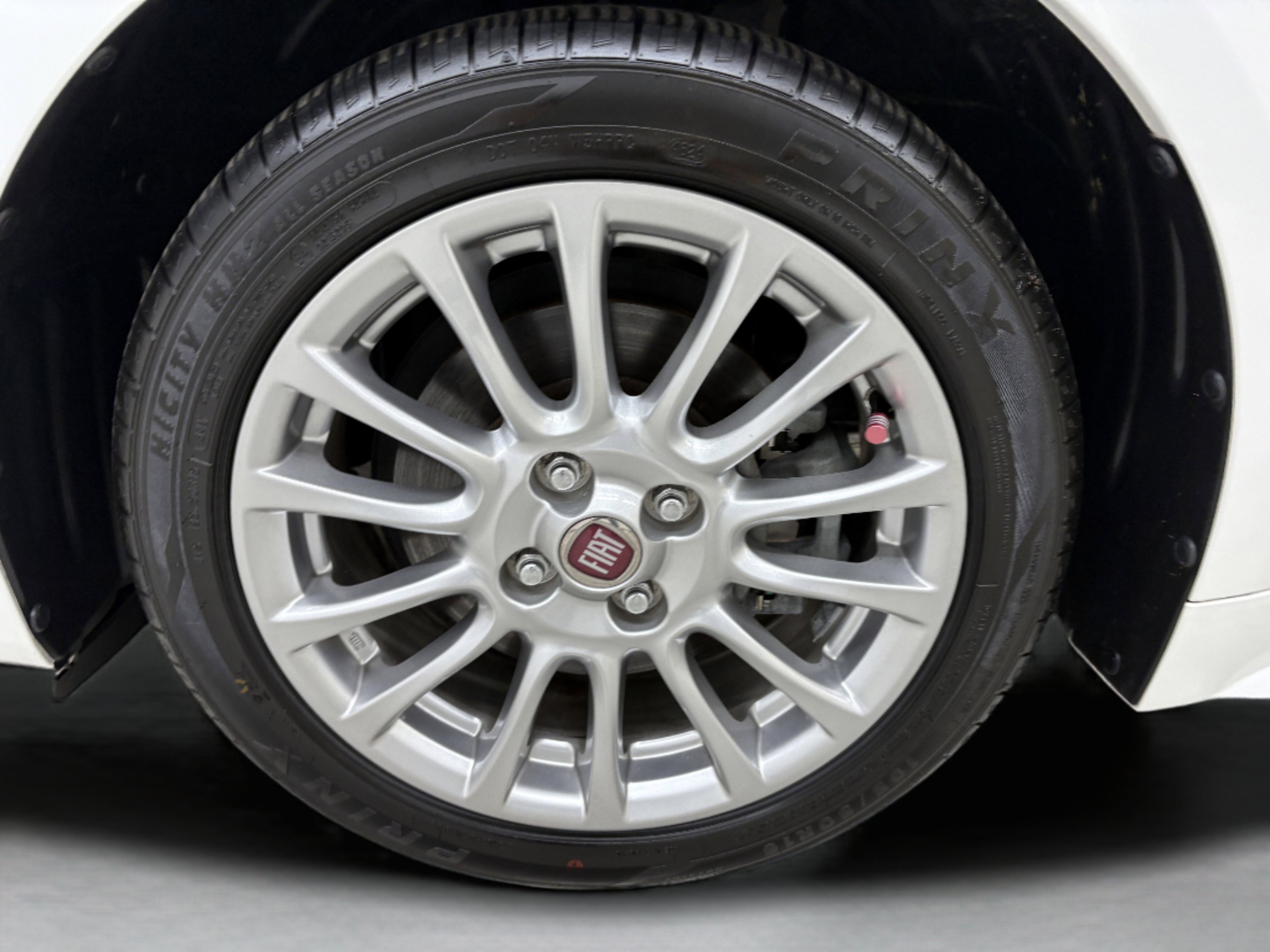 Used 2018 FIAT 124 Spider Classica w/ Technology Group image 13