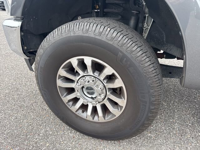 Used 2022 Ford F250 Lariat w/ Lariat Value Package image 5