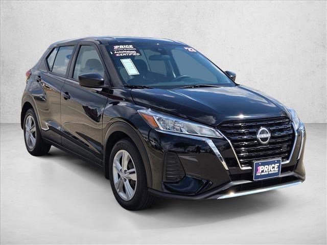 Used 2023 Nissan Kicks S FWD image 3