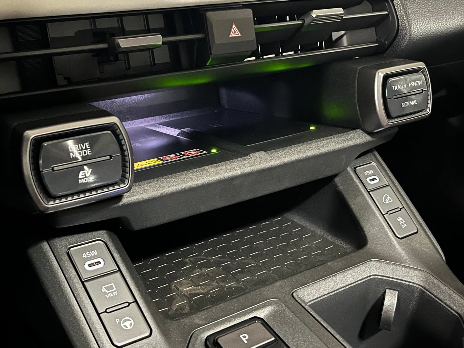 New 2026 Toyota RAV4 Limited AWD/4WD image 25