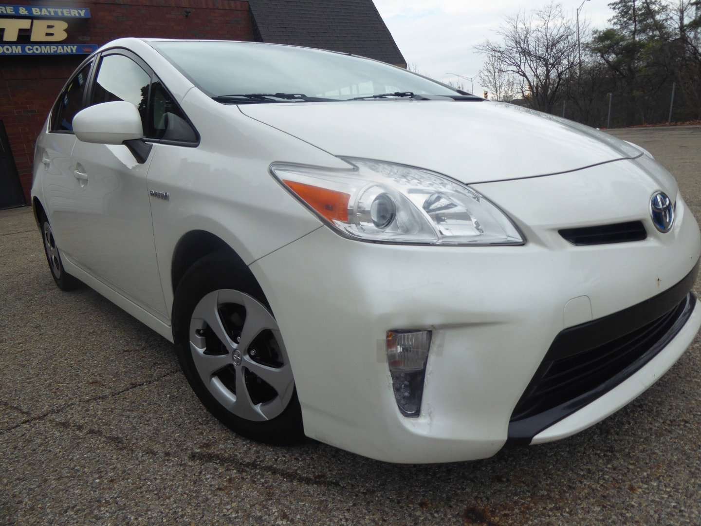 Used 2012 Toyota Prius Two image 1