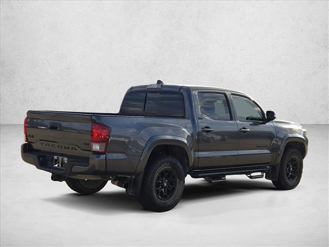 Used 2022 Toyota Tacoma SR5 w/ Technology Package image 5