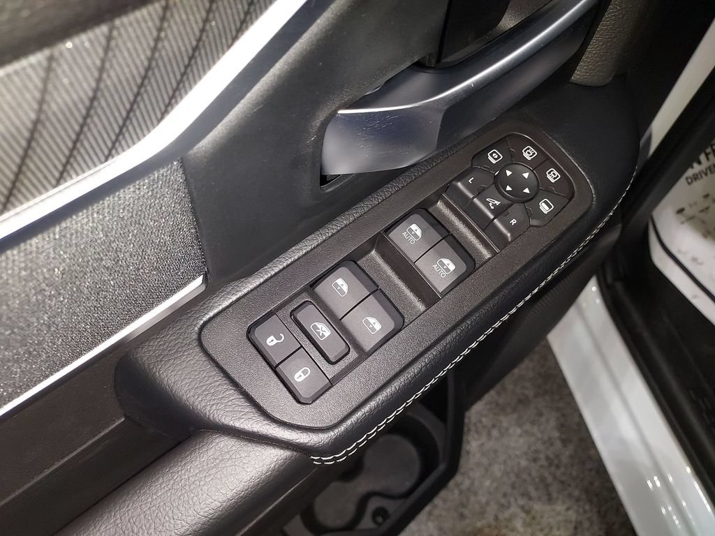 New 2026 RAM 2500 Big Horn AWD/4WD image 19