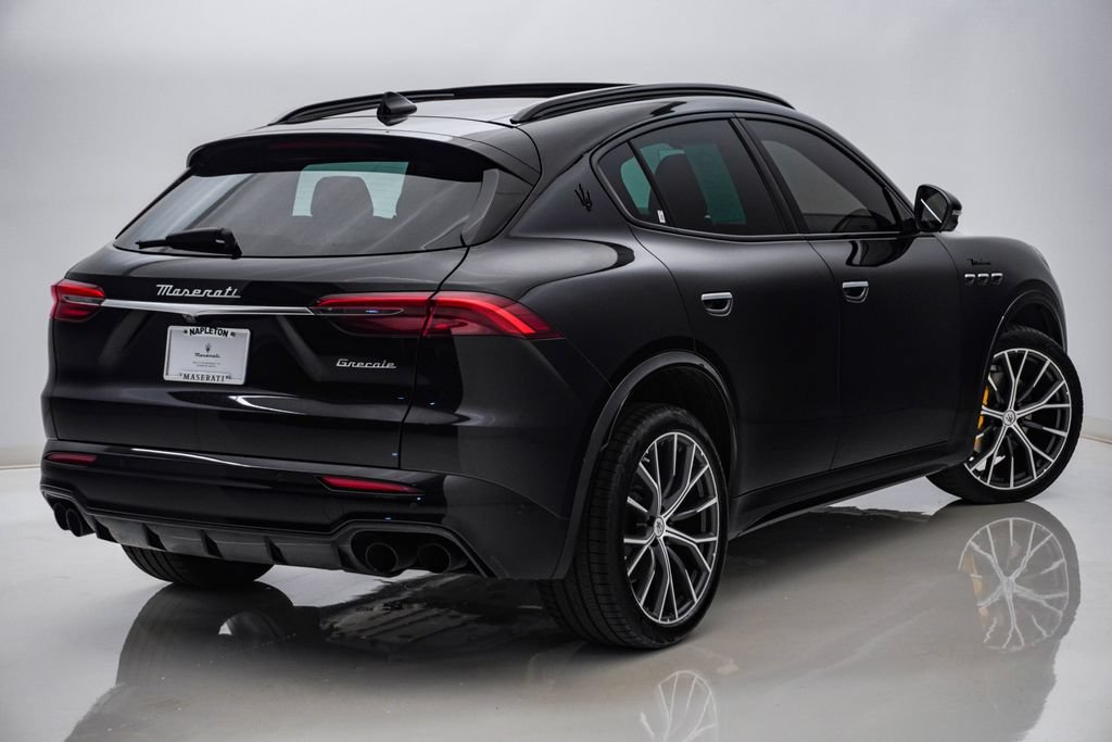 Certified 2023 Maserati Grecale Modena AWD/4WD image 11