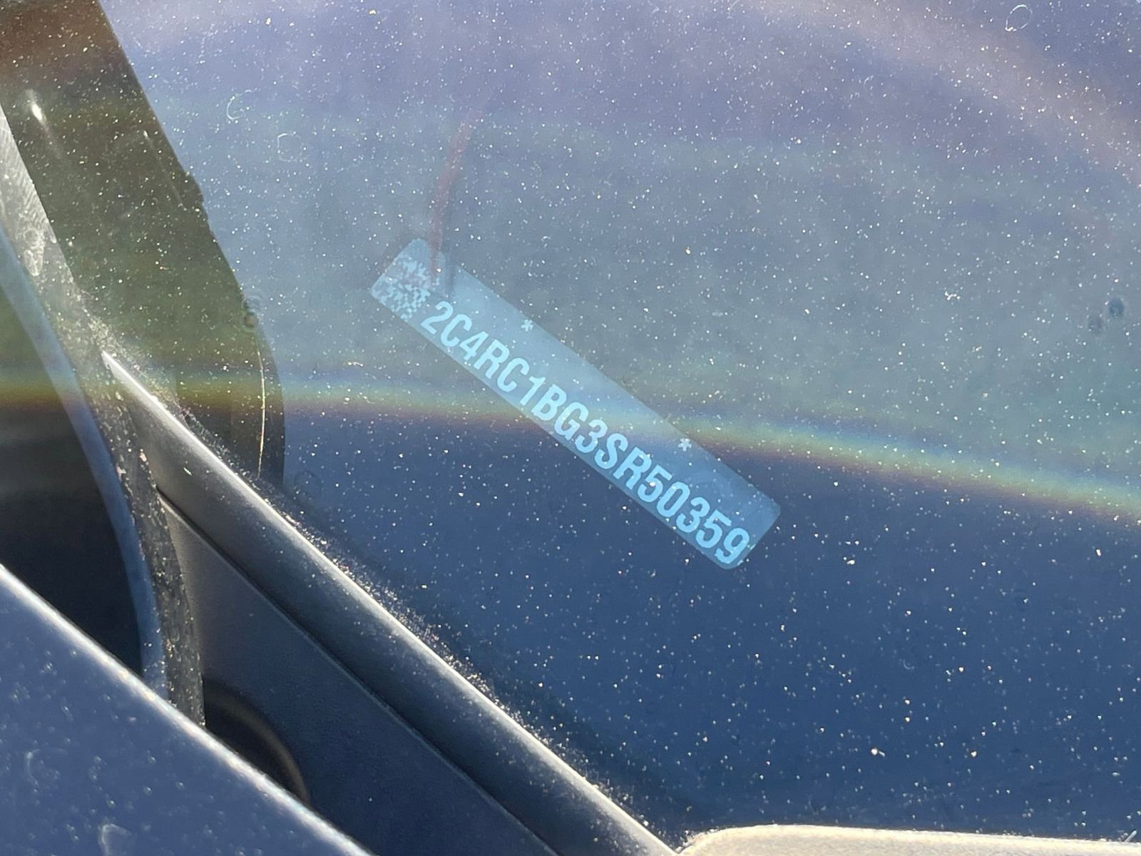 Used 2025 Chrysler Pacifica Select image 31