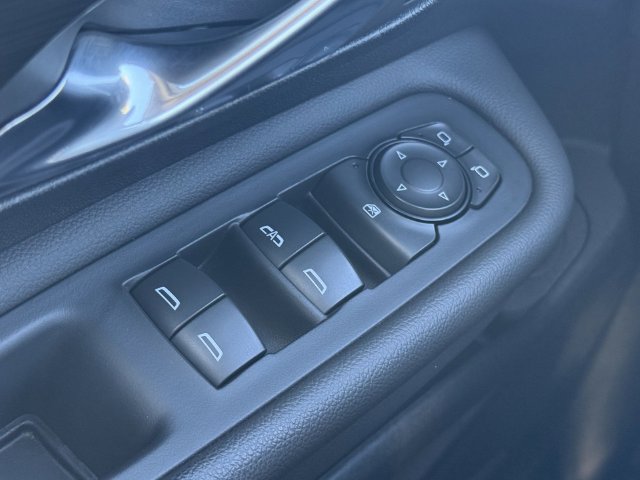 Used 2023 GMC Terrain SLT w/ Infotainment Package II AWD/4WD image 25