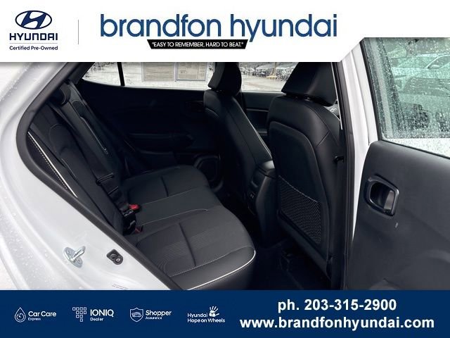 Certified 2025 Hyundai Venue Limited FWD image 25