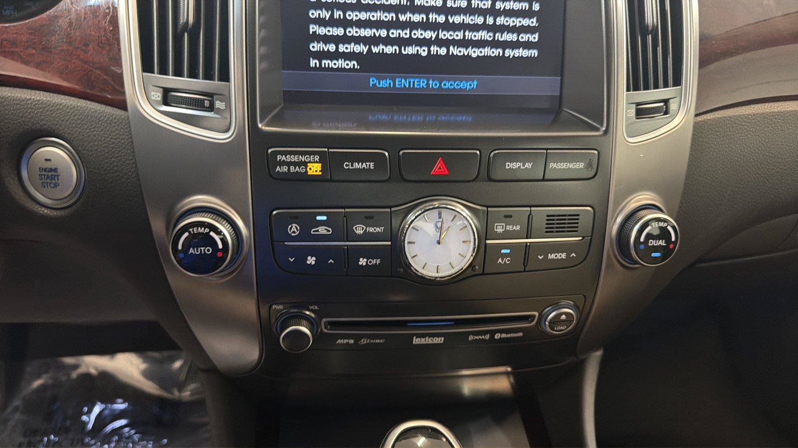 Used 2011 Hyundai Equus Ultimate RWD image 18
