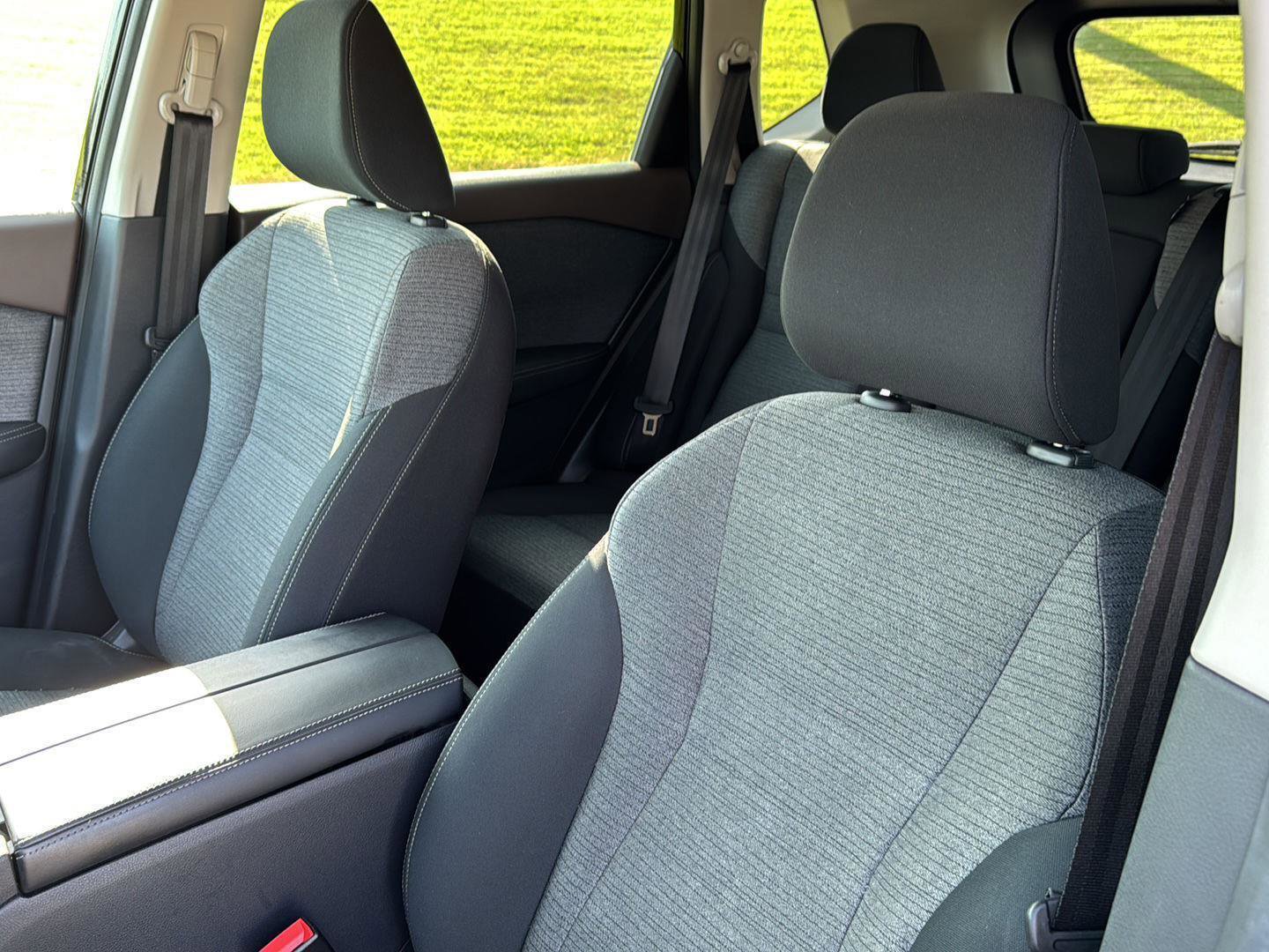 Used 2022 Nissan Rogue SV image 25