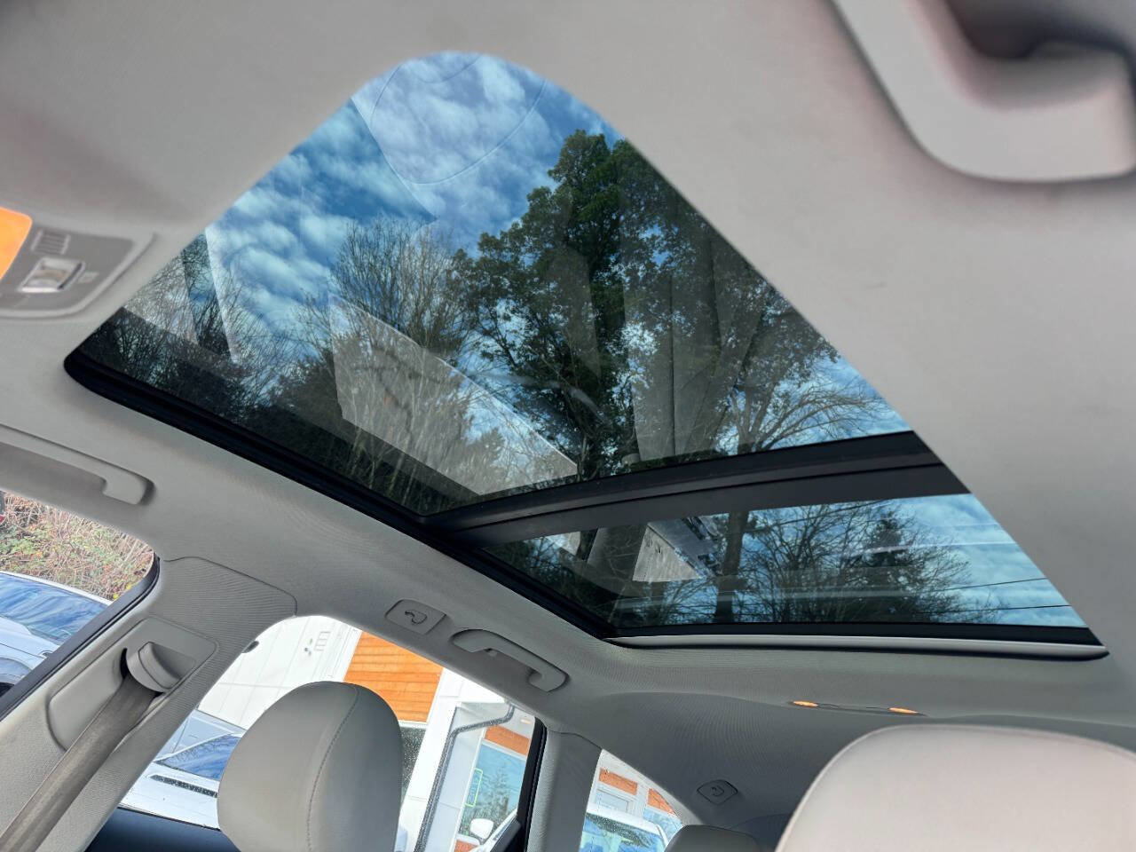 Used 2013 Audi A4 Premium Plus w/ Premium Plus Pkg image 16