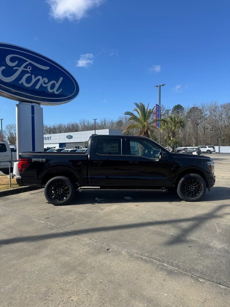 Used 2025 Ford F150 Lariat w/ Equipment Group 502A High image 7