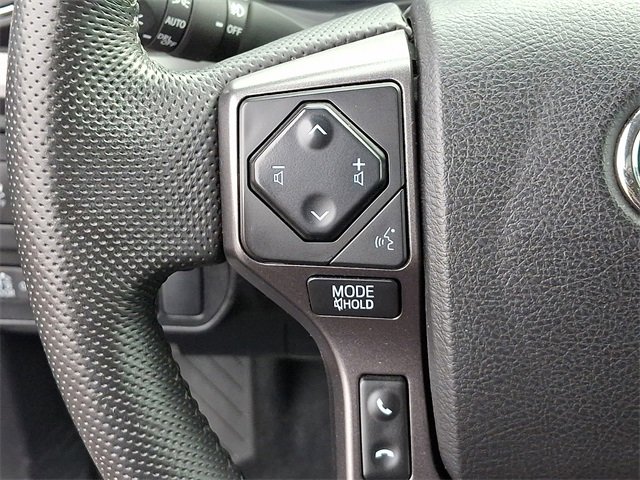 Used 2022 Toyota Tacoma TRD Off-Road image 21