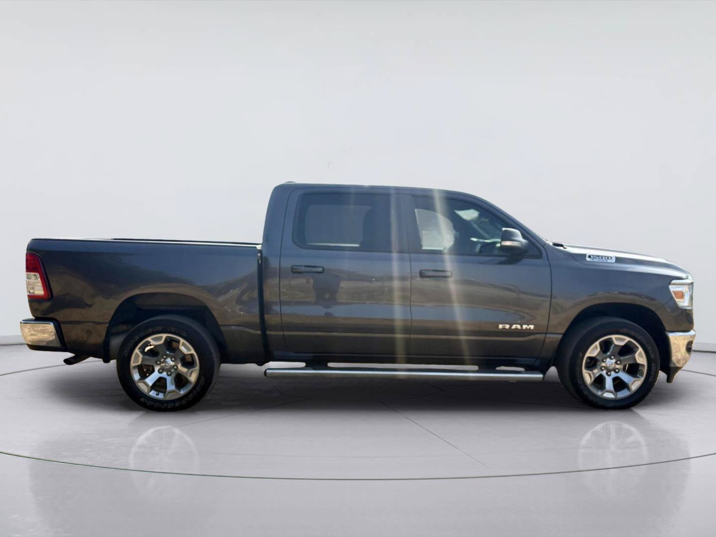 Used 2021 RAM 1500 Big Horn AWD/4WD image 2