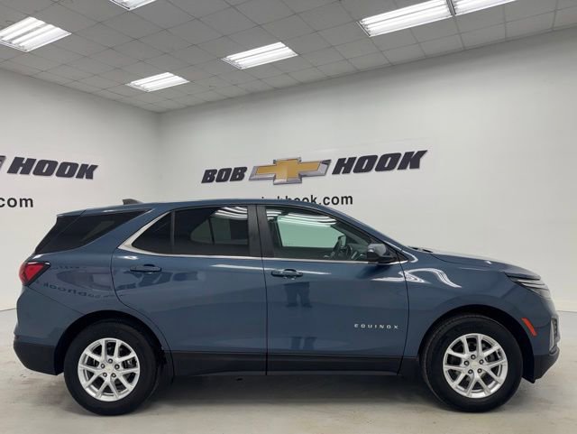 Used 2024 Chevrolet Equinox LT FWD image 4