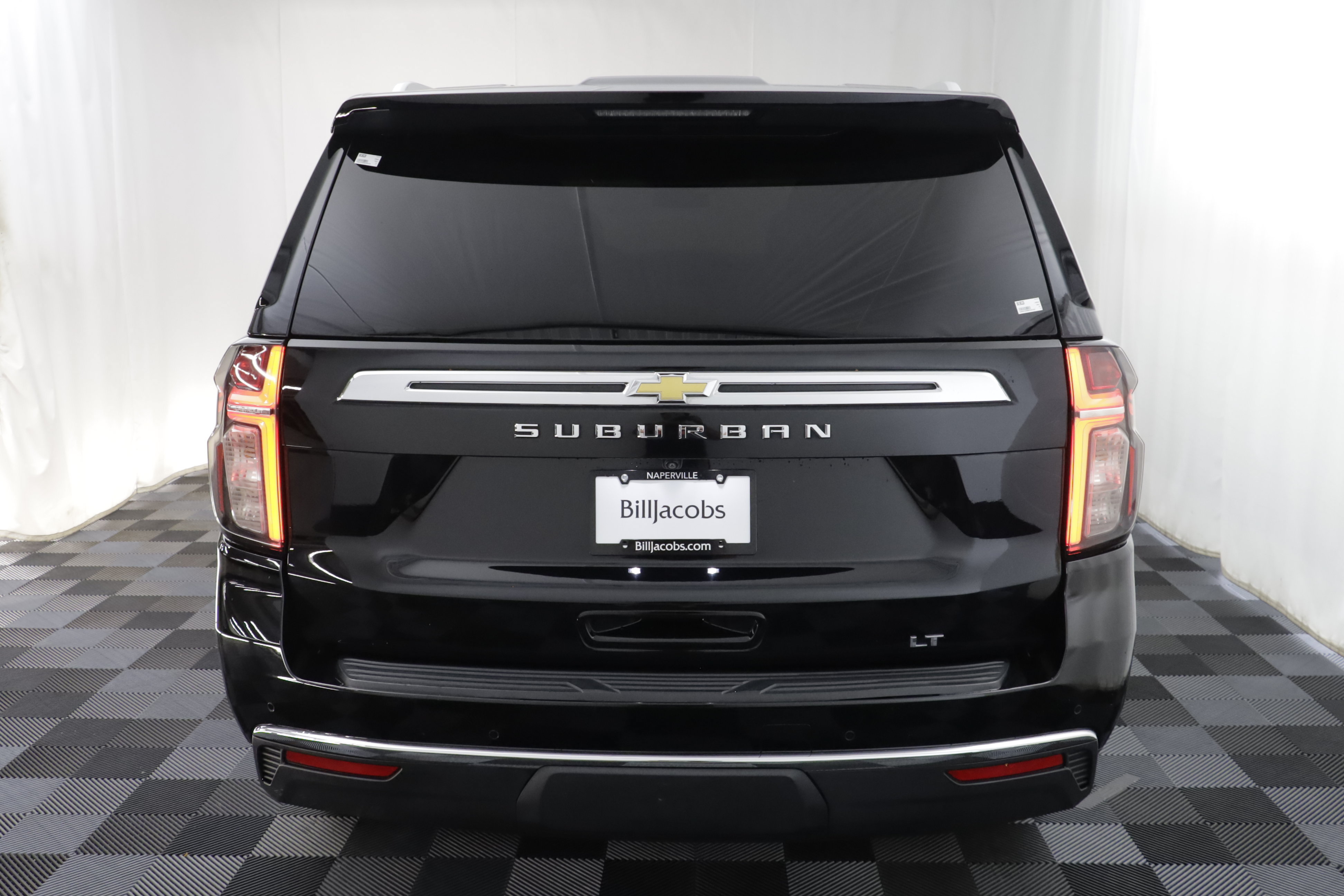 Used 2022 Chevrolet Suburban LT w/ LT Signature Plus Package AWD/4WD image 22