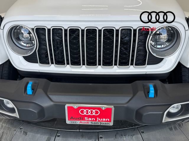 Used 2024 Jeep Wrangler Unlimited Sahara image 3