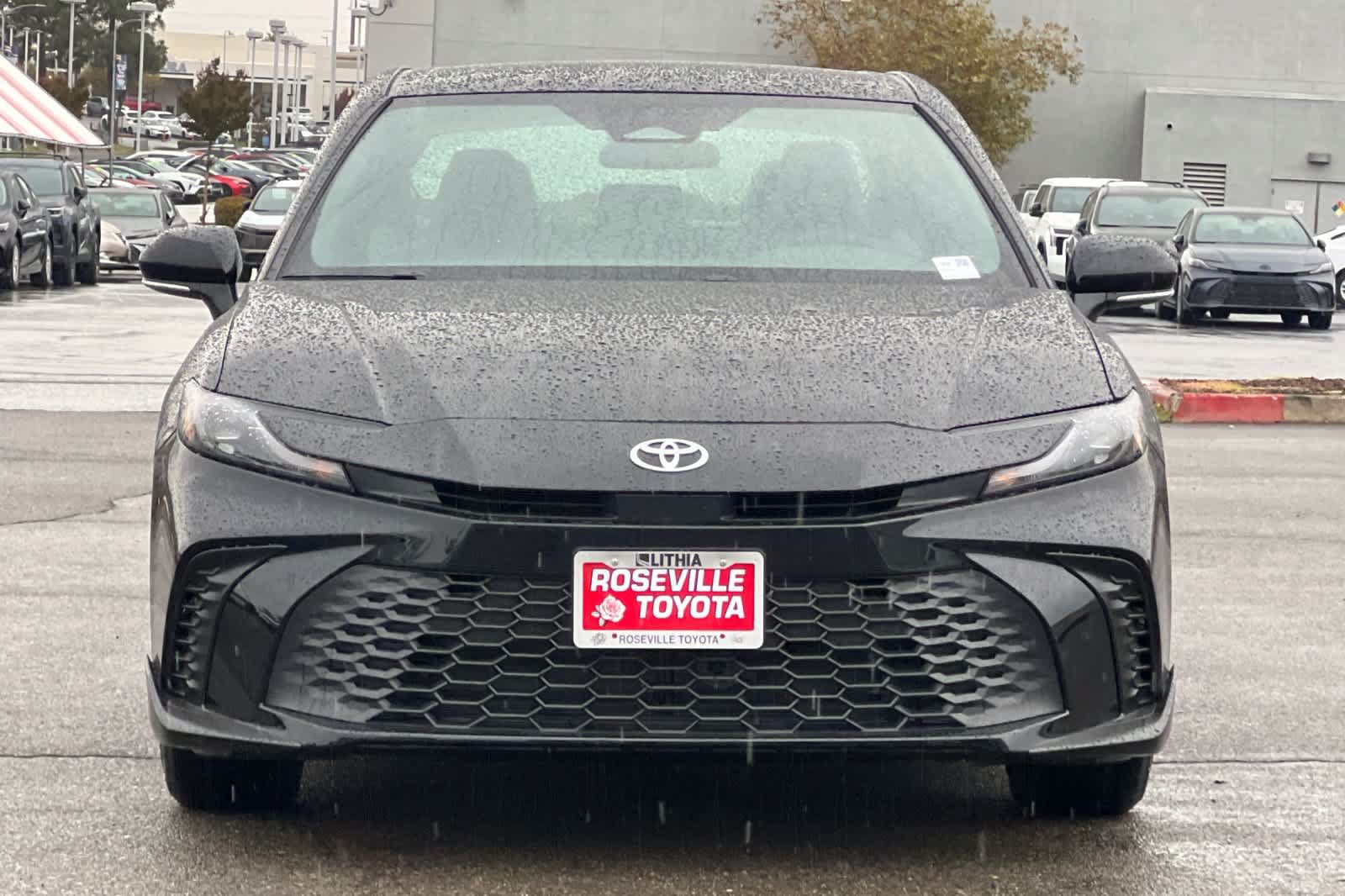 New 2026 Toyota Camry SE FWD image 10