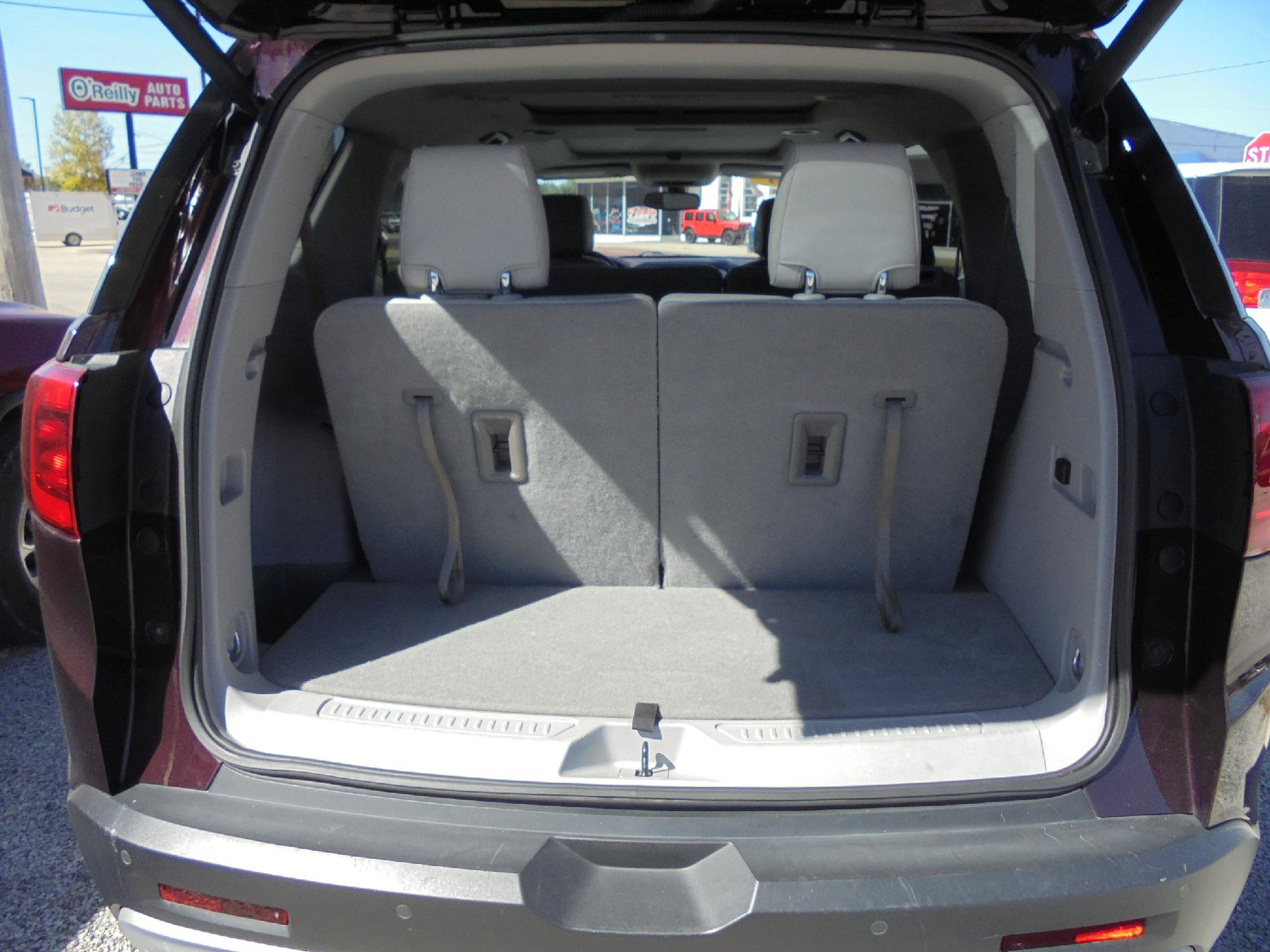 Used 2018 GMC Acadia SLT FWD image 8