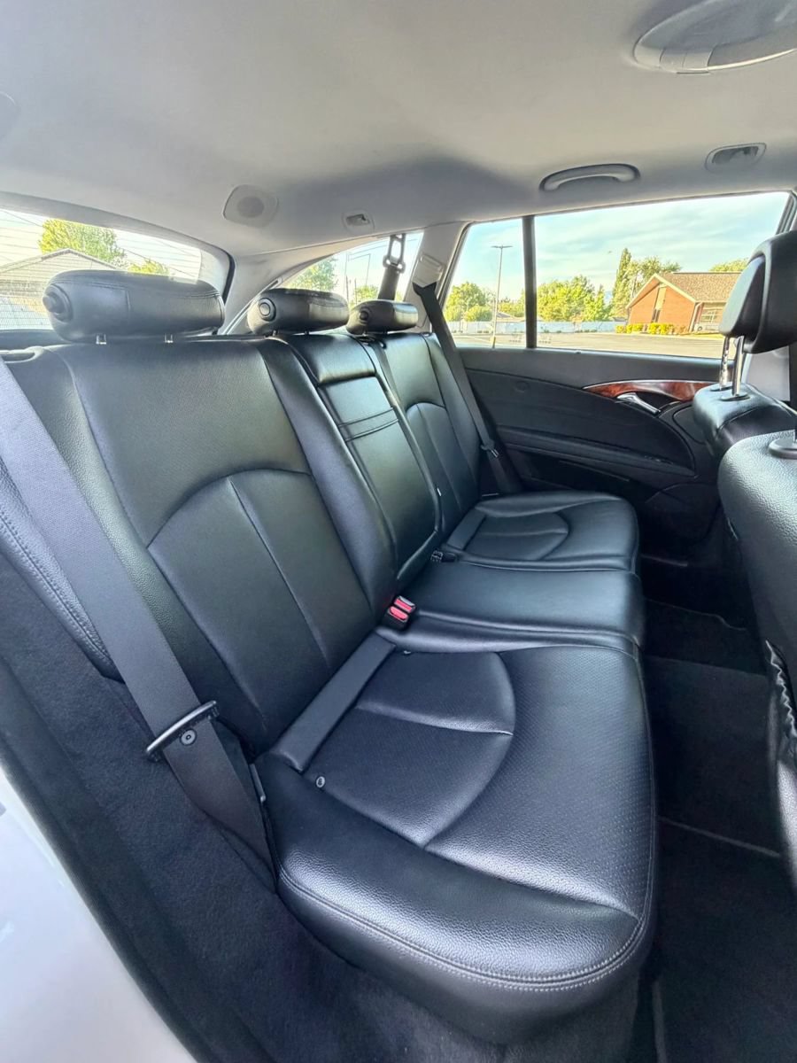 Used 2008 Mercedes-Benz E 350 4MATIC Wagon image 17