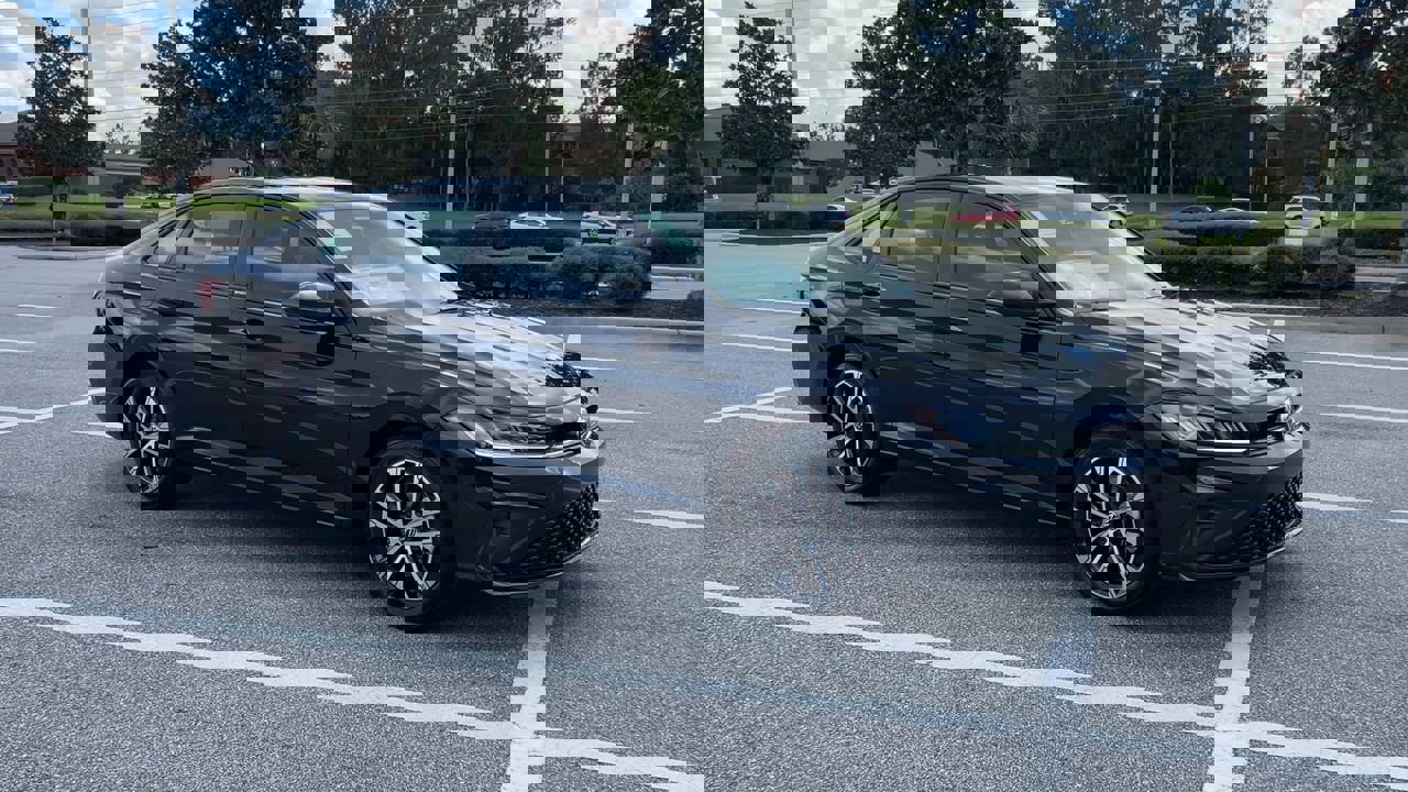 New 2025 Volkswagen Jetta Sport image 2