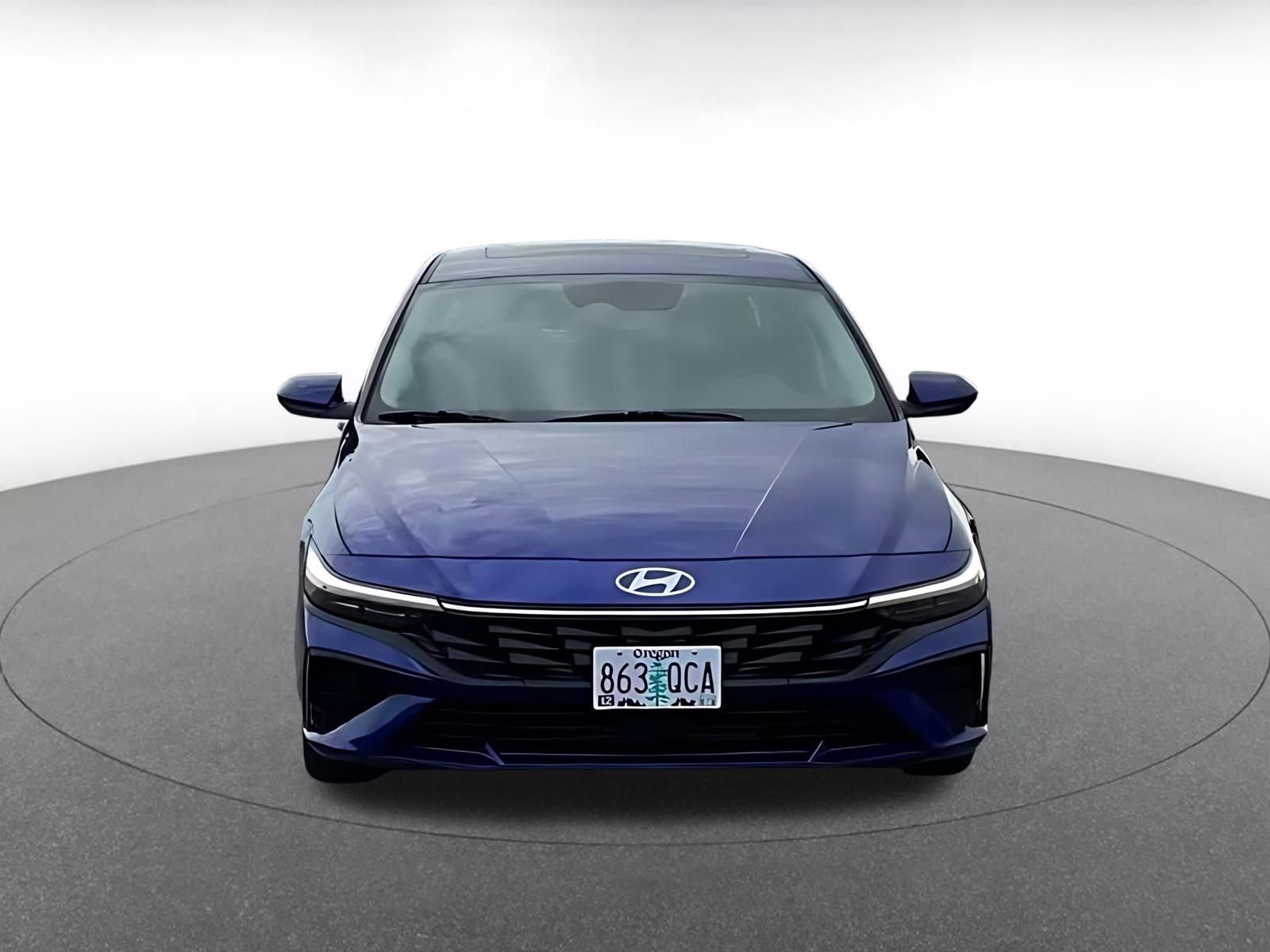 Used 2025 Hyundai Elantra SEL image 3