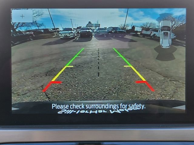 Certified 2022 Ford Escape Titanium w/ Class II Trailer Tow Package image 25