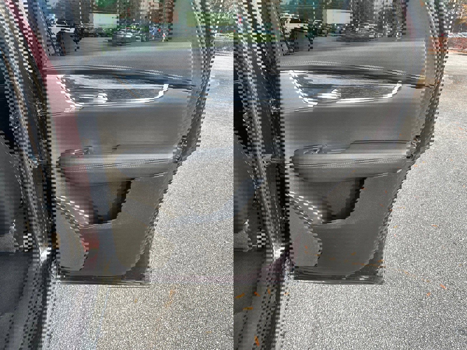 Used 2020 Cadillac XT5 Premium Luxury w/ LPO, Floor Liner Package image 16