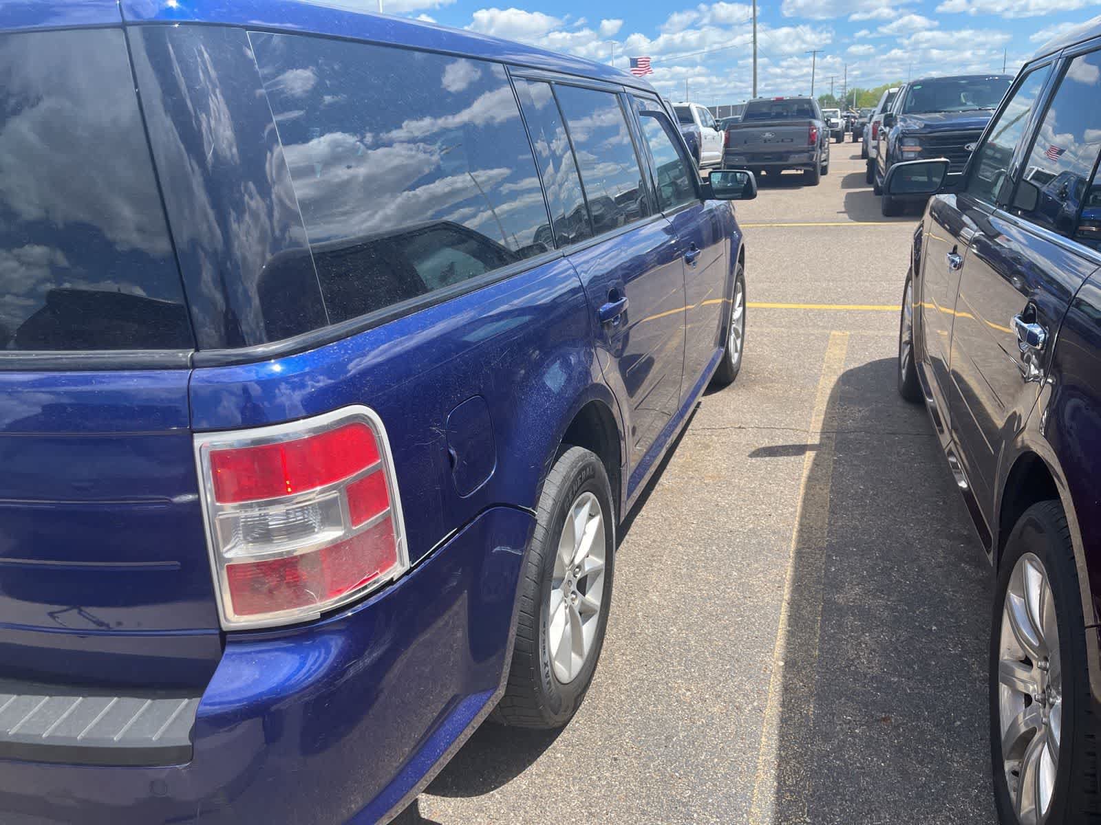 Used 2013 Ford Flex SE FWD image 15