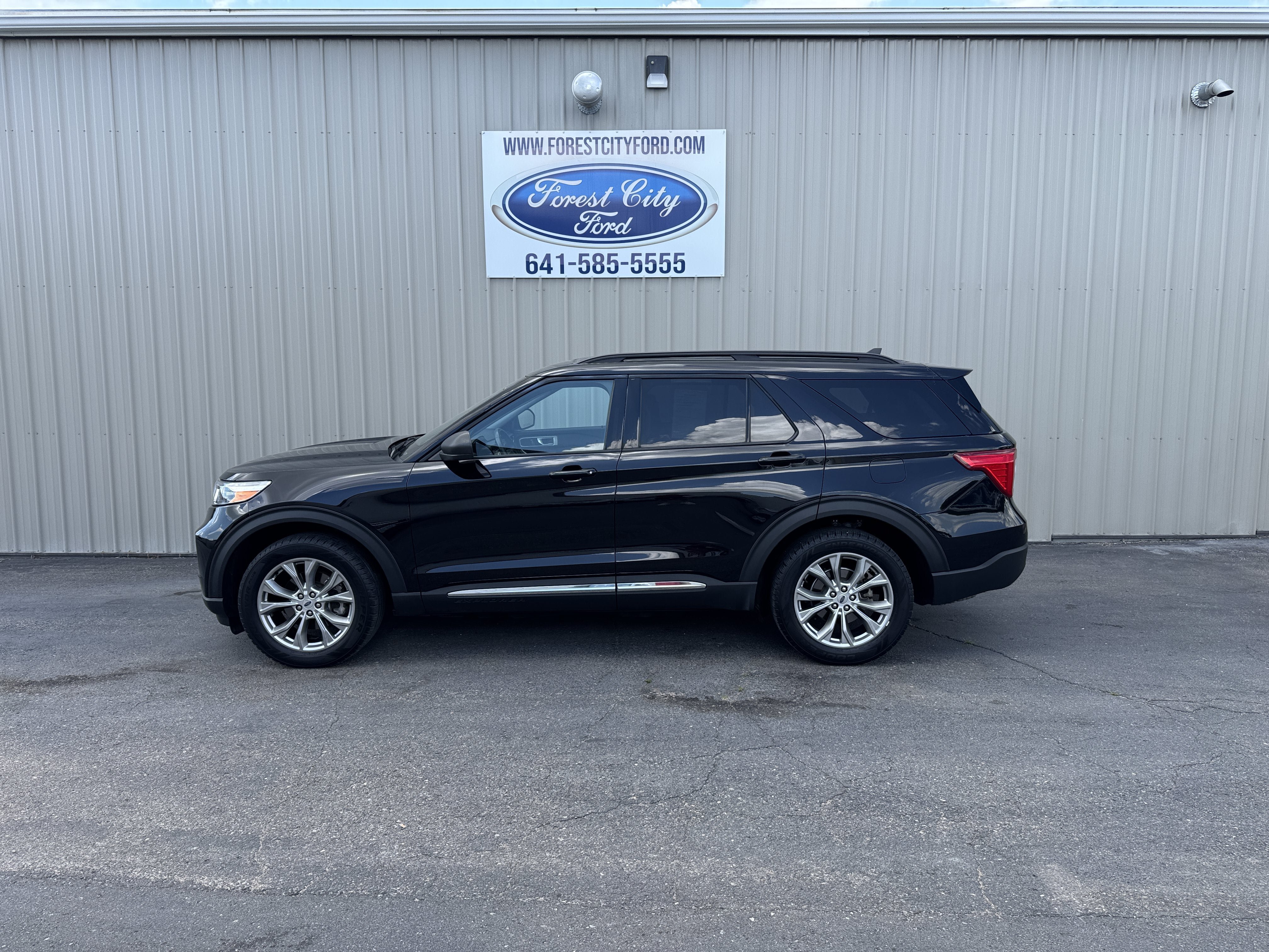Used 2023 Ford Explorer XLT w/ Equipment Group 202A
