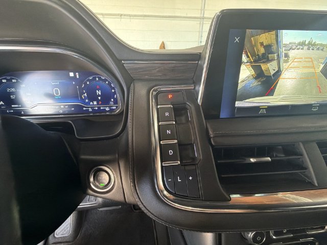 Used 2023 Chevrolet Tahoe LT AWD/4WD image 15