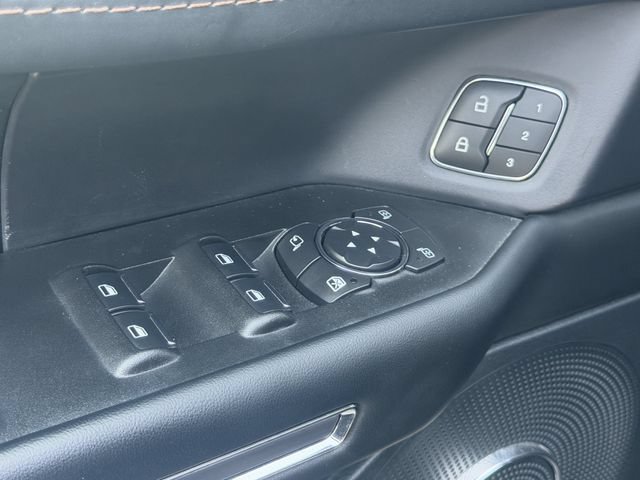 Used 2021 Ford Expedition Platinum AWD/4WD image 26
