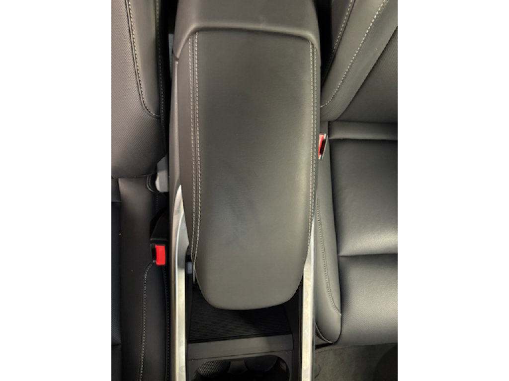 Used 2025 Lucid Air Pure RWD image 29