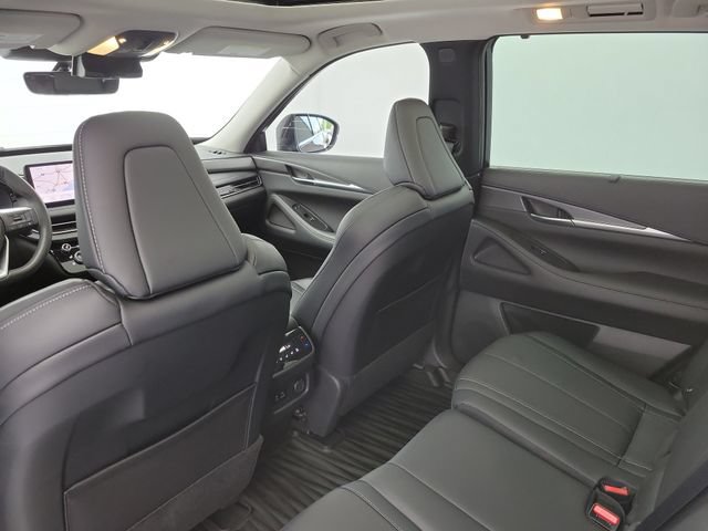 Used 2023 INFINITI QX60 Luxe FWD image 14