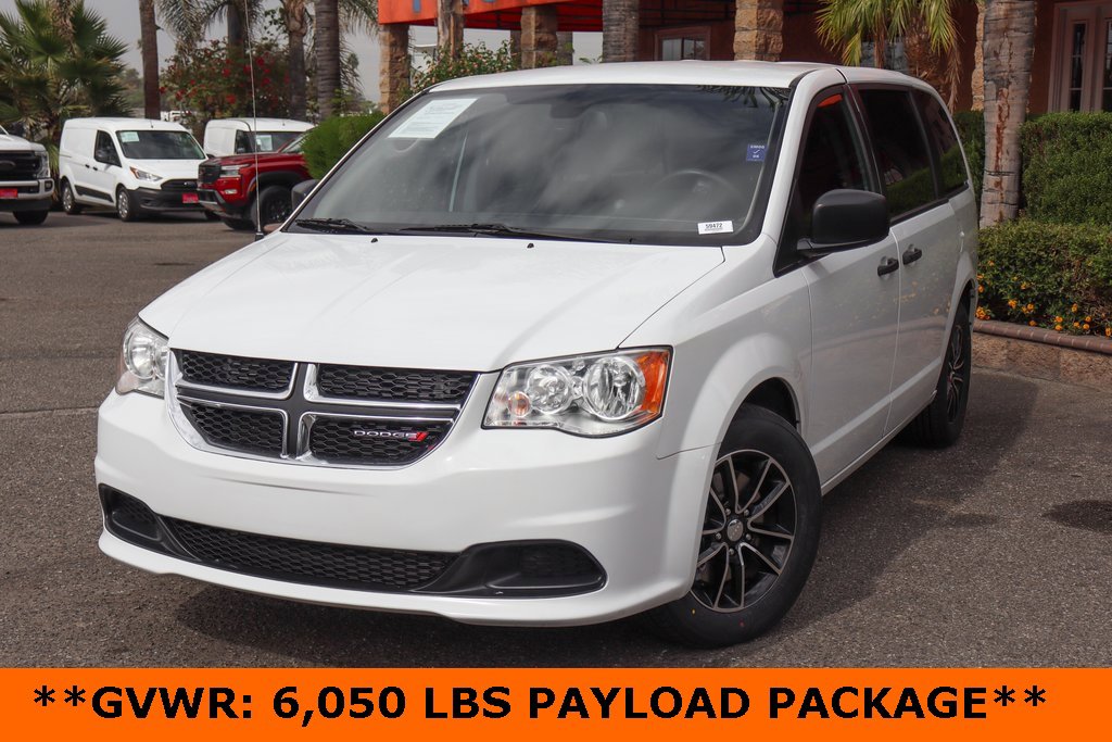Used 2019 Dodge Grand Caravan SE image 4