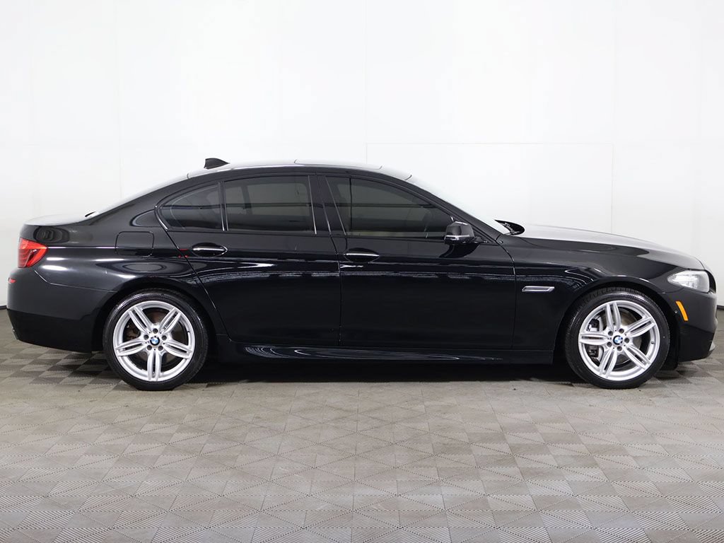 Used 2015 BMW 550i xDrive Sedan AWD/4WD image 18
