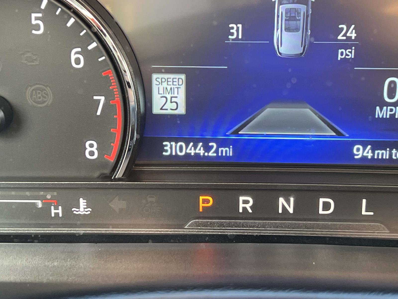 Certified 2022 Ford Explorer ST-Line w/ Class IV Trailer Tow Package image 28