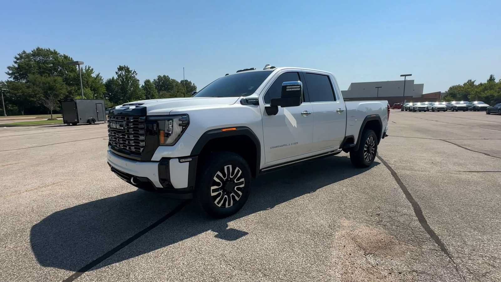 Certified 2025 GMC Sierra 2500 Denali Ultimate AWD/4WD image 4