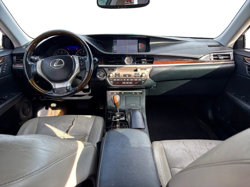 Used 2013 Lexus ES 350 image 17