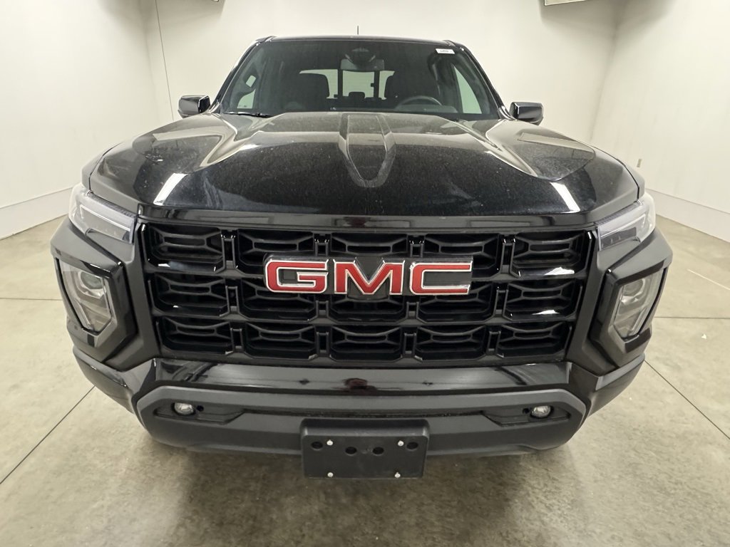 New 2025 GMC Canyon Elevation w/ Convenience Package image 4