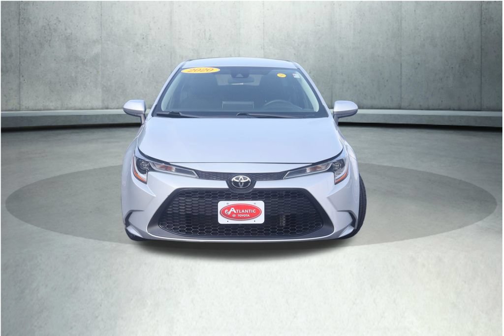 Used 2020 Toyota Corolla LE FWD image 2