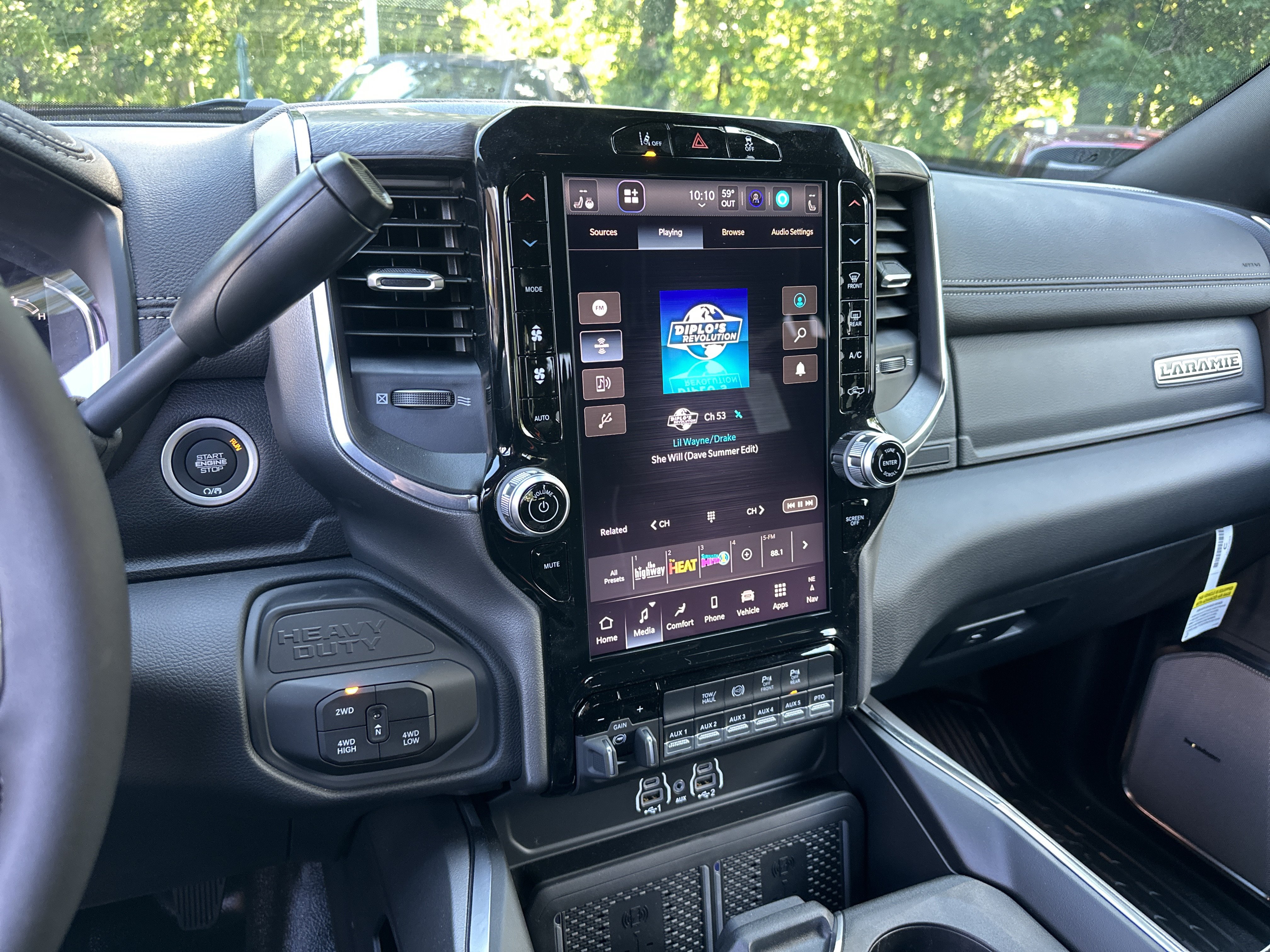 New 2026 RAM 5500 4x4 Crew Cab w/ Laramie Trim Package image 7