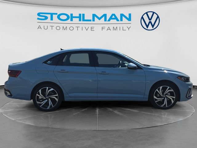 New 2027 Volkswagen Jetta SEL FWD image 4