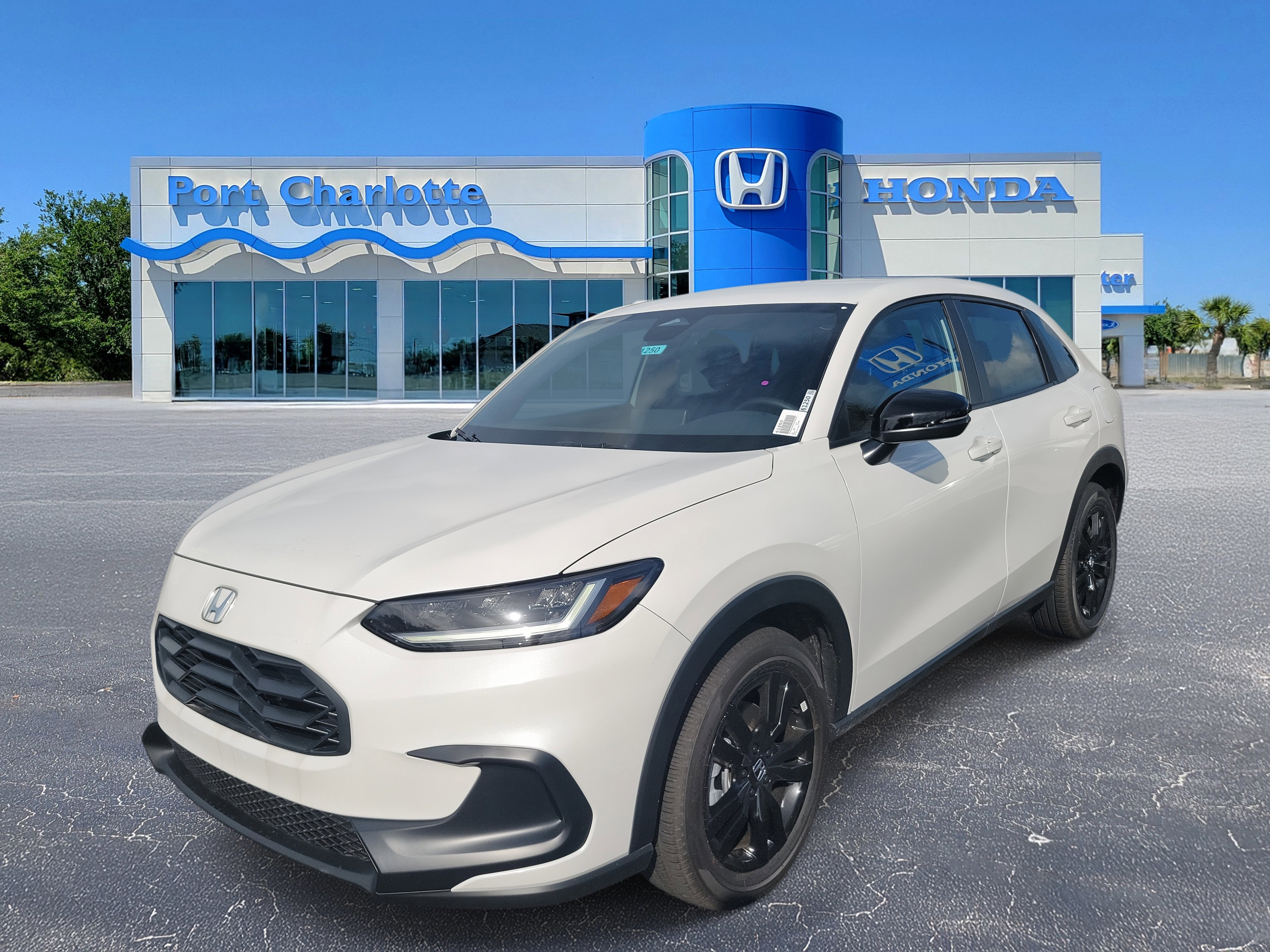 New 2026 Honda HR-V Sport image 2