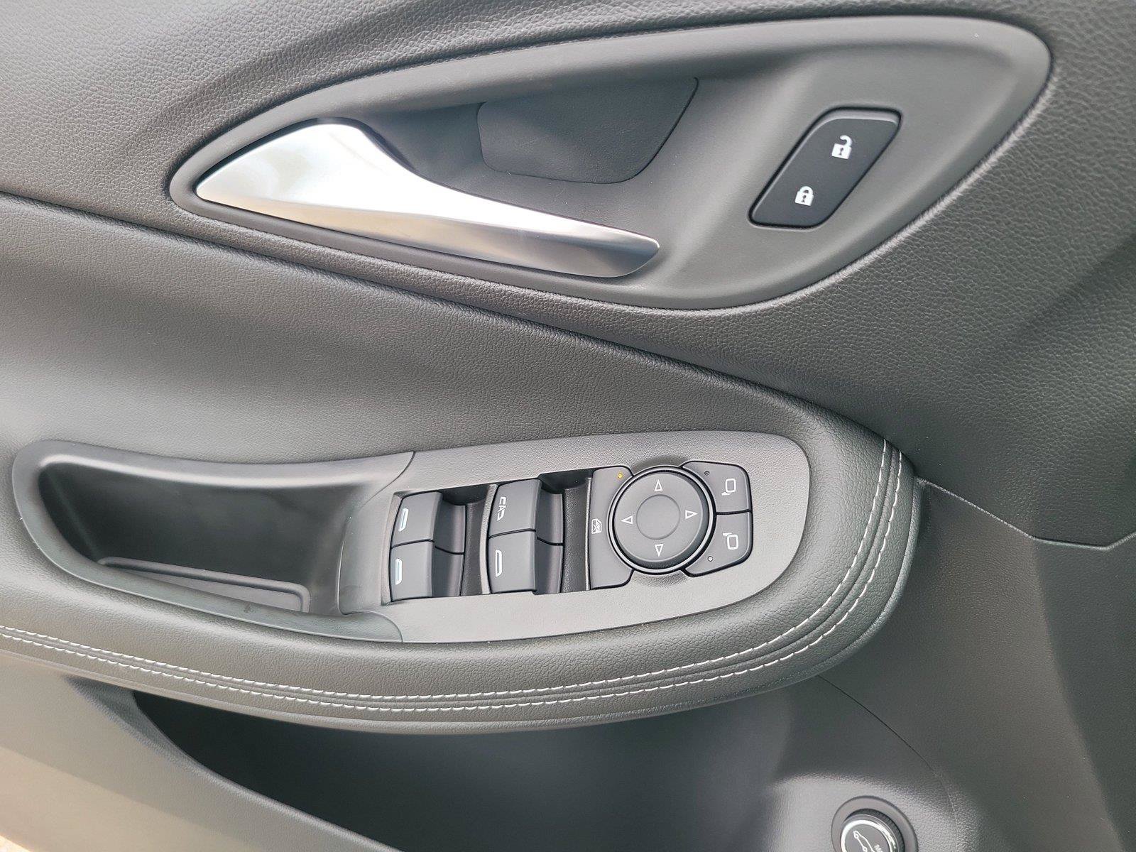 New 2026 Buick Encore GX Preferred w/ Comfort Package FWD image 18