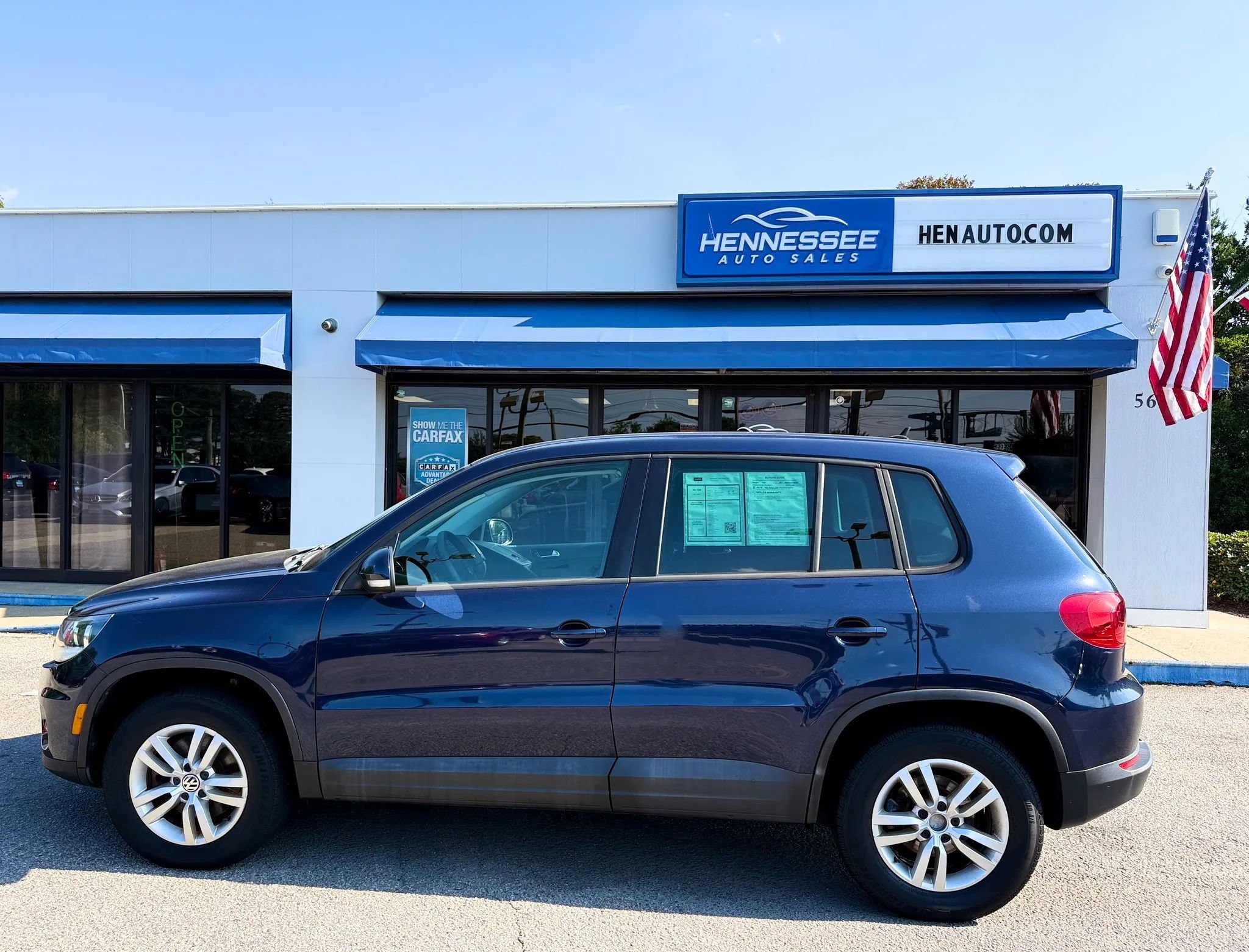Used 2012 Volkswagen Tiguan LE FWD image 9